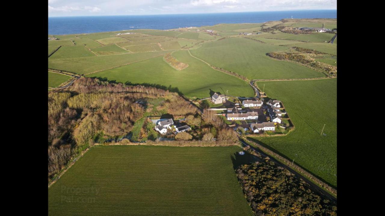 Asdee House Bed and Breakfast Bushmills Εξωτερικό φωτογραφία